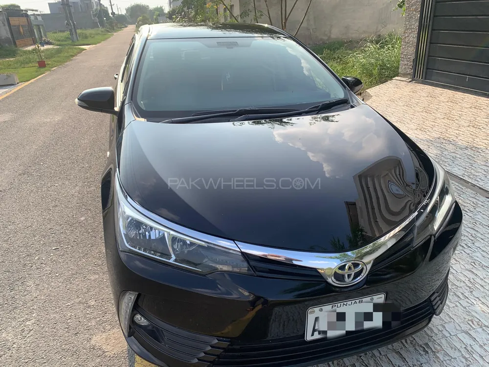 Toyota Corolla 2020 for Sale in Lahore Image-1