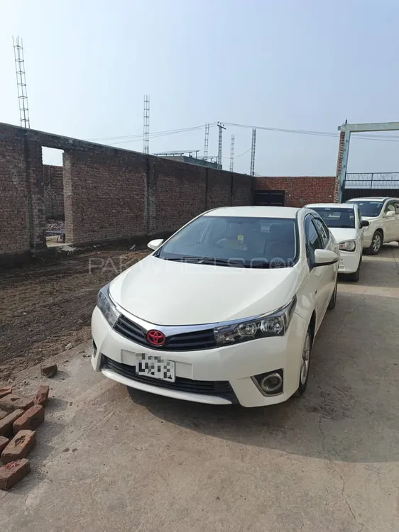 Toyota Corolla 2015 for Sale in Lahore Image-1