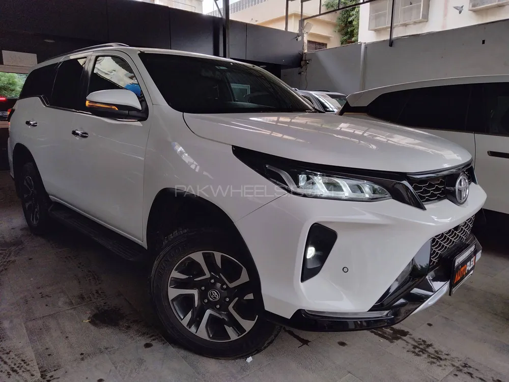 Toyota Fortuner 2022 for Sale in Karachi Image-1
