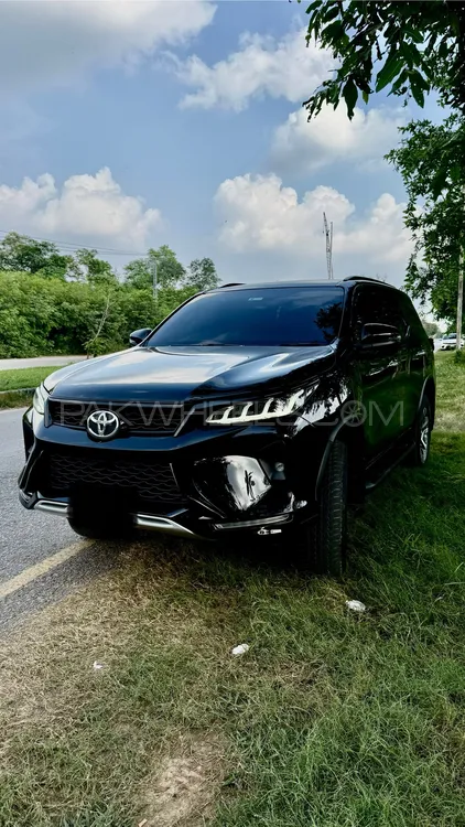 Toyota Fortuner 2022 for Sale in Islamabad Image-1