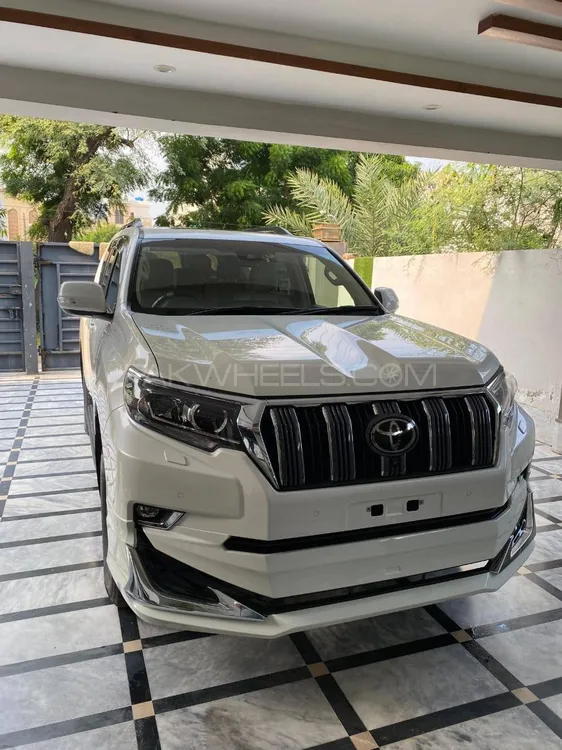 Toyota Prado 2020 for Sale in Lahore Image-1