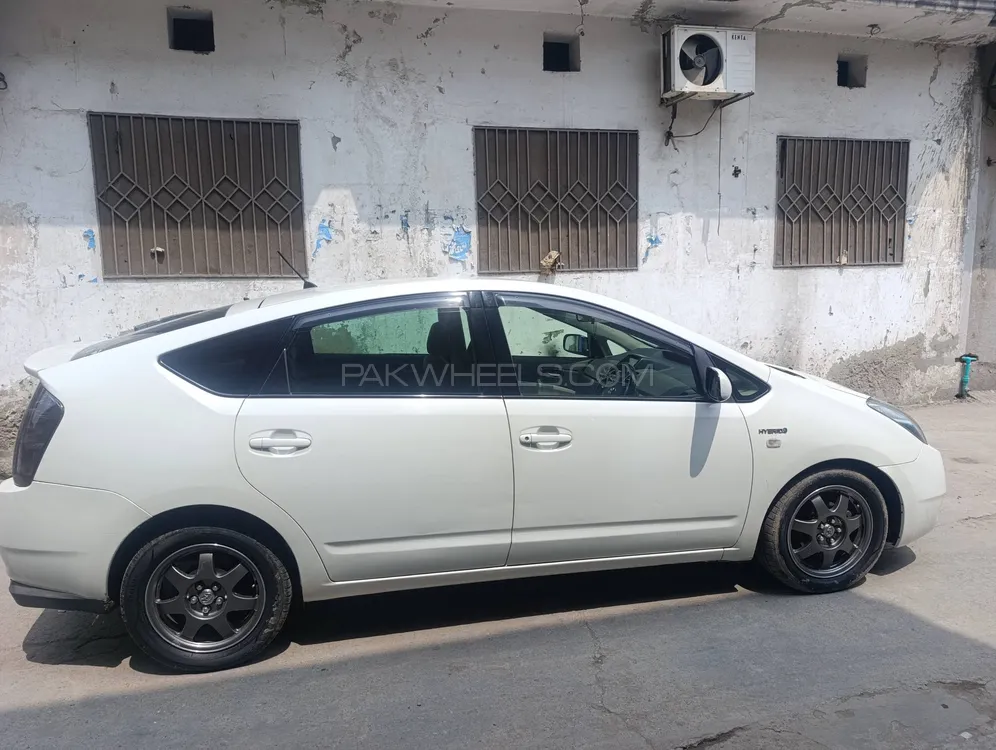 Toyota Prius 2007 for Sale in Gujranwala Image-1