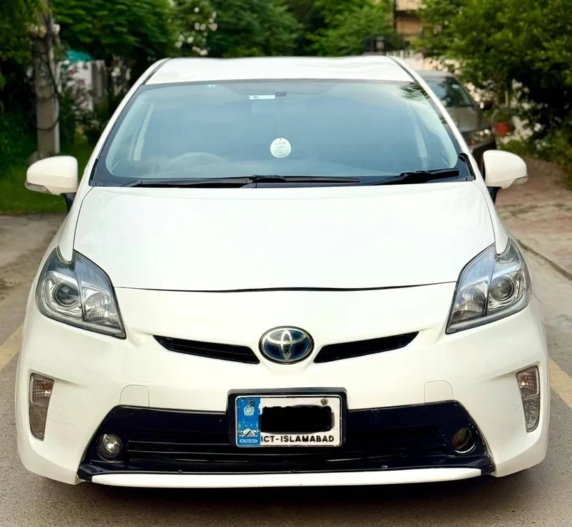 ٹویوٹا پریوس 2013 for Sale in لاہور Image-1