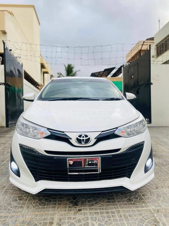 Toyota Yaris Sedan 2020 for Sale in Karachi Image-1