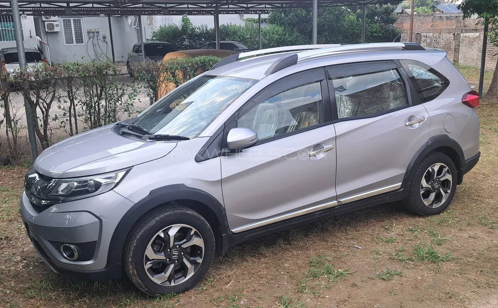 Honda BR-V 2017 for Sale in Islamabad Image-1