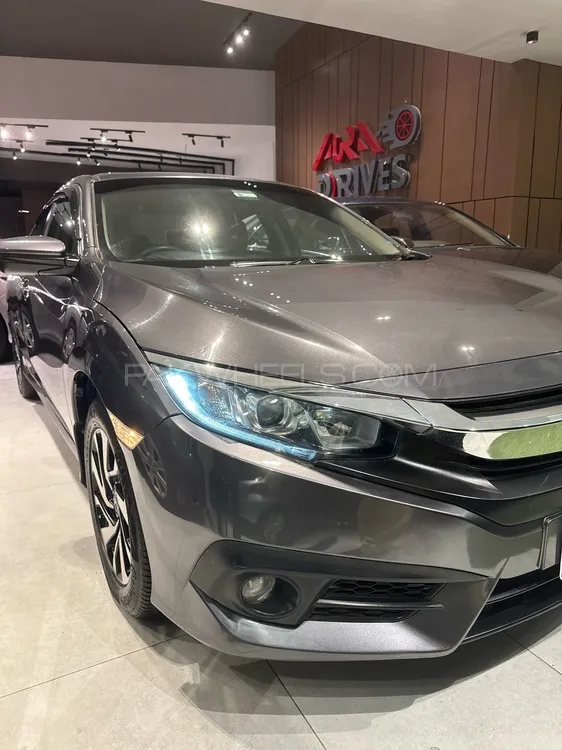 Honda Civic 2018 for Sale in Islamabad Honda Civic 2018 for Sale in Islamabad Image-2