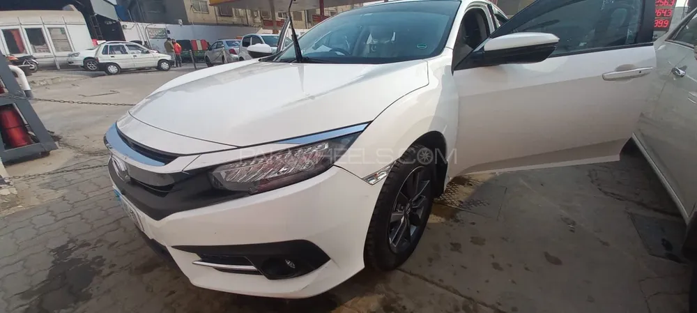 Honda Civic 2021 for Sale in Peshawar Image-1