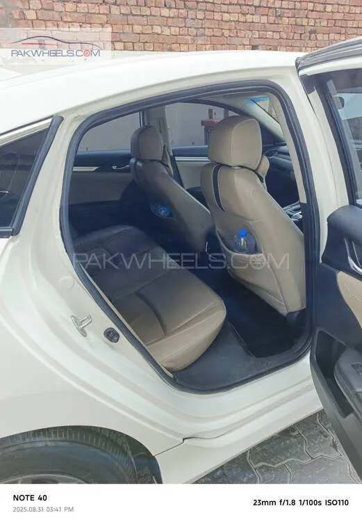 Honda Civic 2021 for Sale in Faisalabad Honda Civic 2021 for Sale in Faisalabad Image-11