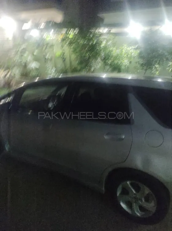 Honda Fit 2011 for Sale in Karachi Image-1
