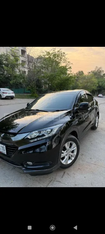 Honda Vezel 2016 for Sale in Islamabad Image-1