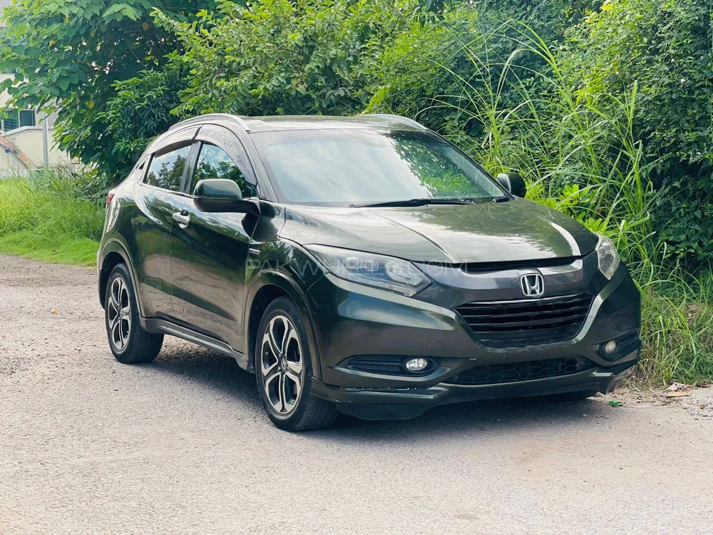 Honda Vezel 2014 for Sale in Islamabad Image-1