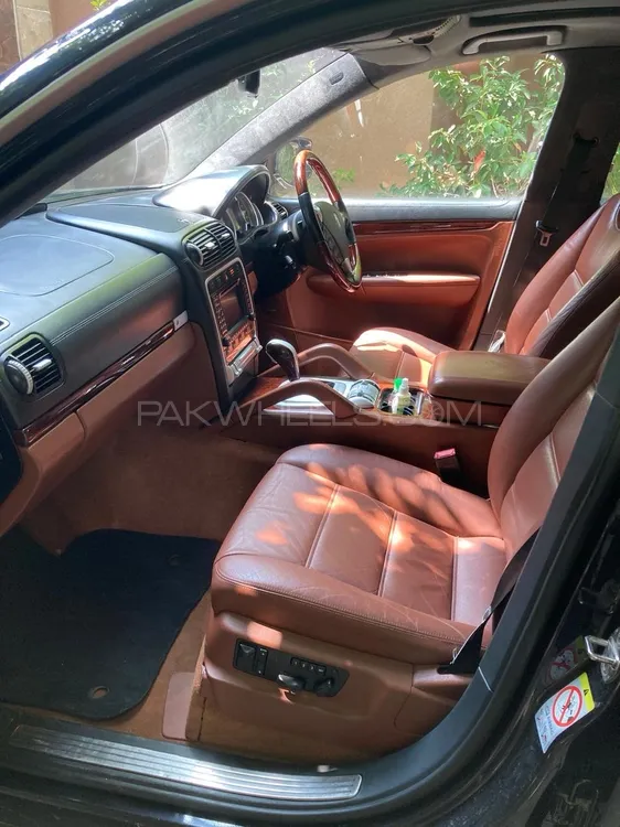 پورشے کائین 2009 for Sale in لاہور پورشے کائین 2009 for Sale in لاہور Image-4