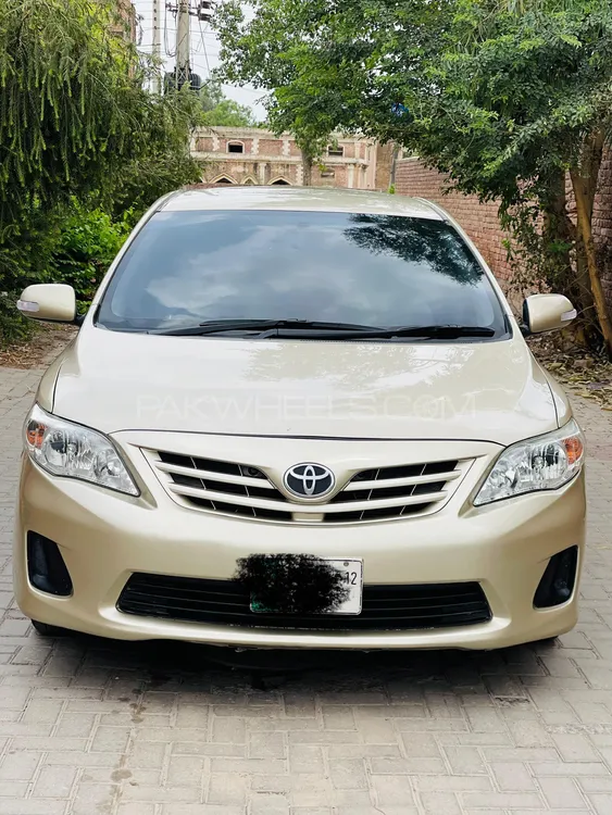 Toyota Corolla 2012 for Sale in Lahore Image-1
