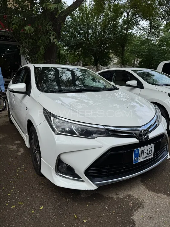 Toyota Corolla 2019 for Sale in Islamabad Image-1