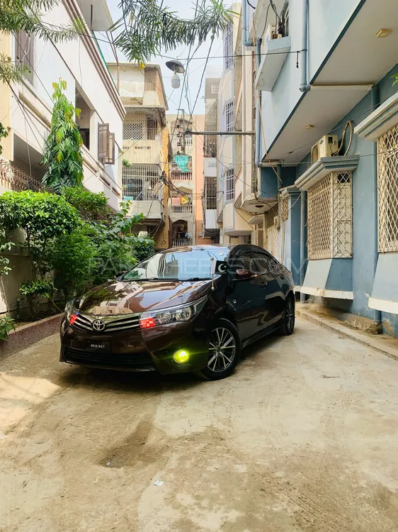 Toyota Corolla 2015 for Sale in Karachi Image-1