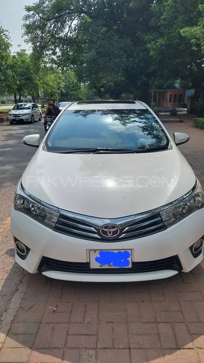 Toyota Corolla 2016 for Sale in Islamabad Image-1