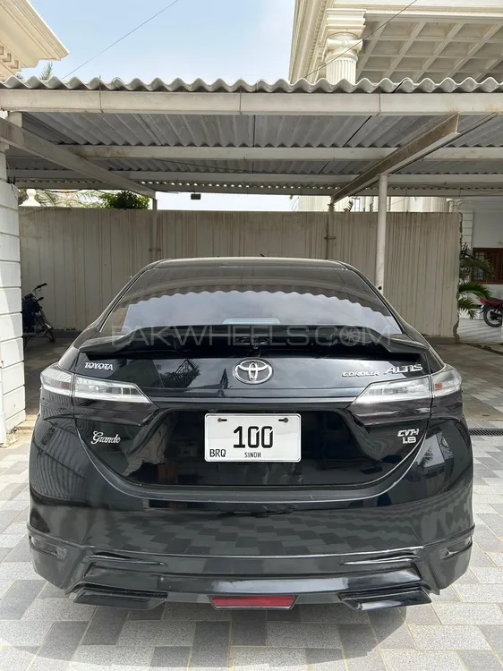 Toyota Corolla 2019 for Sale in Karachi Image-1