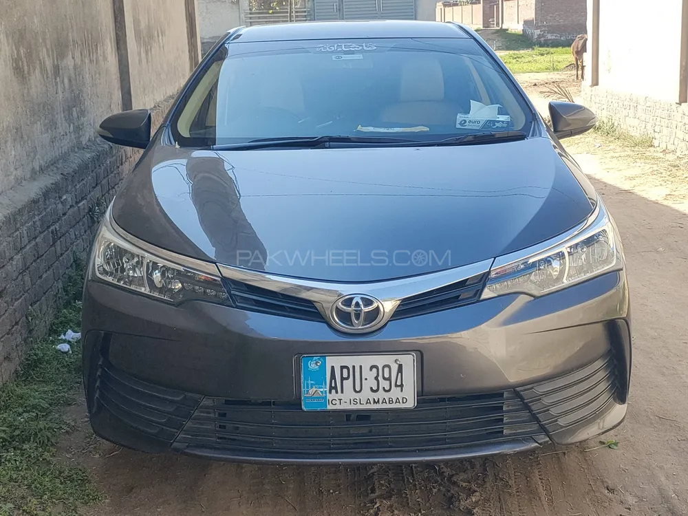 Toyota Corolla 2018 for Sale in Gujrat Image-1