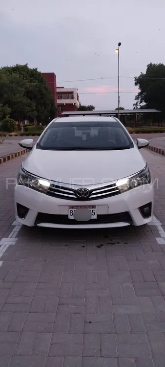 Toyota Corolla 2016 for Sale in Multan Image-1