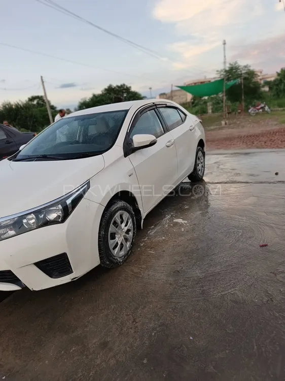Toyota Corolla 2015 for Sale in Gujrat Image-1