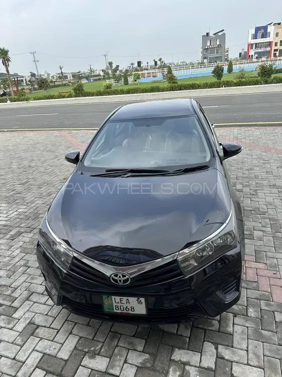 Toyota Corolla 2015 for Sale in Lahore Image-1