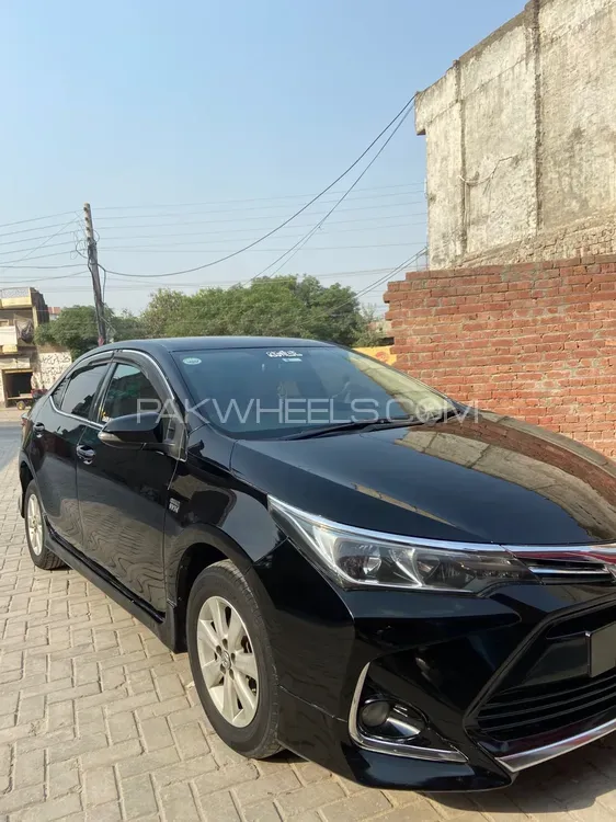 Toyota Corolla 2016 for Sale in Gujranwala Image-1