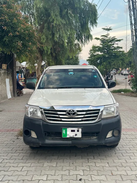 Toyota Hilux 2013 for Sale in Rawalpindi Image-1