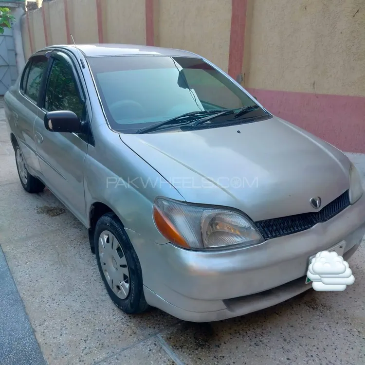 Toyota Platz 2002 for Sale in Peshawar Image-1