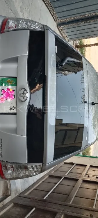 Toyota Prius 2010 for Sale in Peshawar Image-1