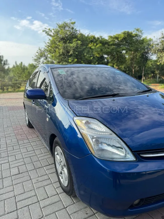 Toyota Prius 2007 for Sale in Islamabad Image-1