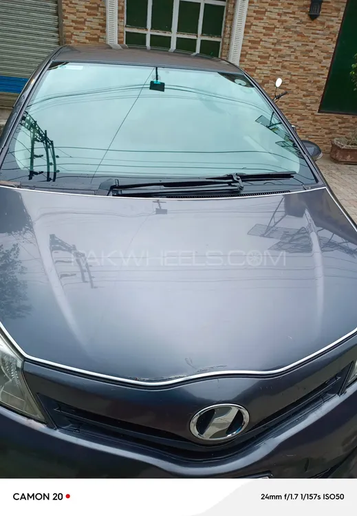Toyota Vitz 2014 for Sale in Lahore Image-1
