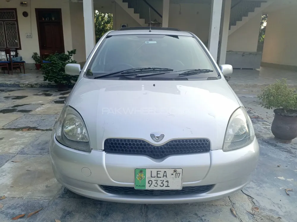 Toyota Vitz 1999 for Sale in Peshawar Image-1