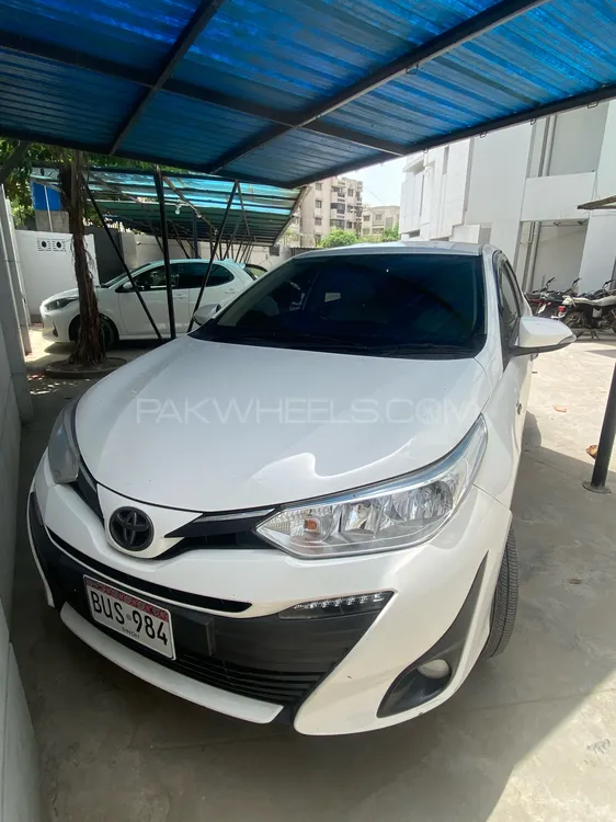 Toyota Yaris Sedan 2021 for Sale in Karachi Image-1