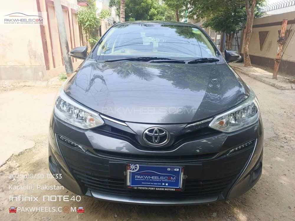 Toyota Yaris Sedan 2023 for Sale in Karachi Image-1