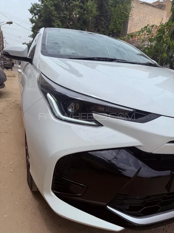 Toyota Yaris Sedan 2025 for Sale in Karachi Image-1