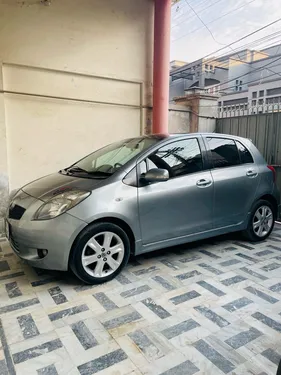 Toyota Vitz RS 1.5 2012