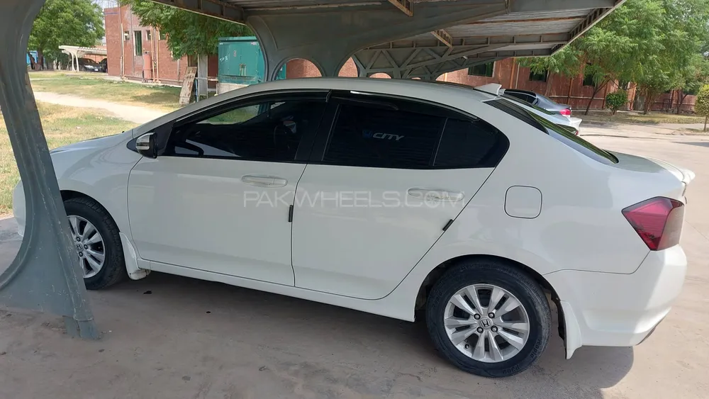 ہونڈا سٹی 2016 for Sale in اٹک ہونڈا سٹی 2016 for Sale in اٹک Image-3