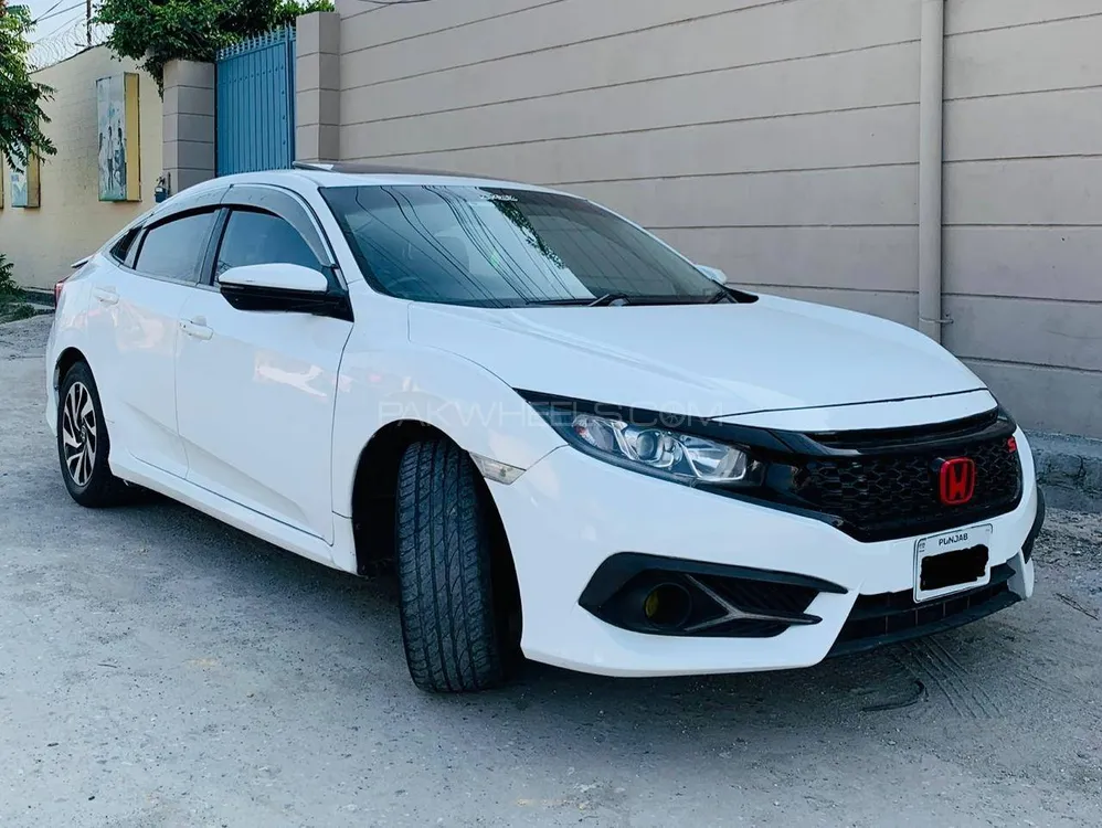 Honda Civic 2018 for Sale in Mardan Image-1