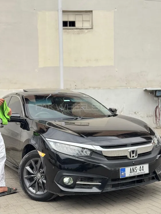 Honda Civic 2021 for Sale in Peshawar Image-1