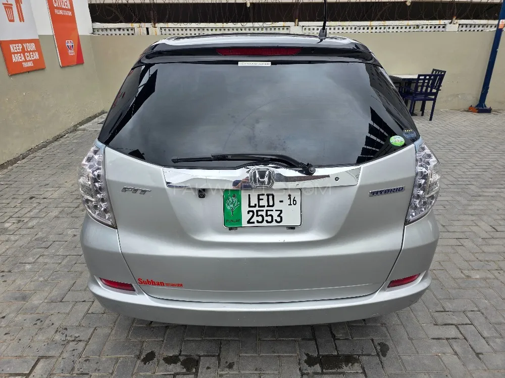 Honda Fit 2012 for Sale in Gujranwala Honda Fit 2012 for Sale in Gujranwala Image-6