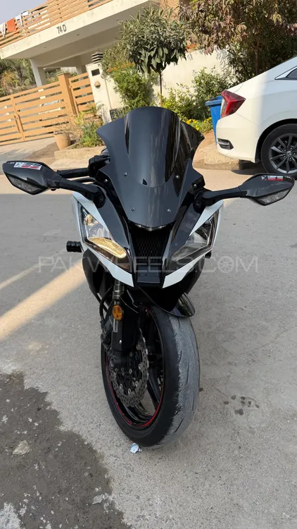 Kawasaki Ninja ZX-10R 2011 for Sale Image-1