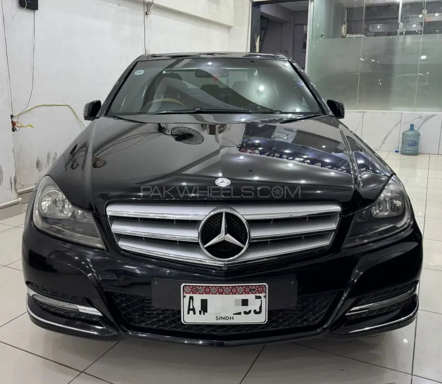 Mercedes Benz C Class 2012 for Sale in Karachi Image-1