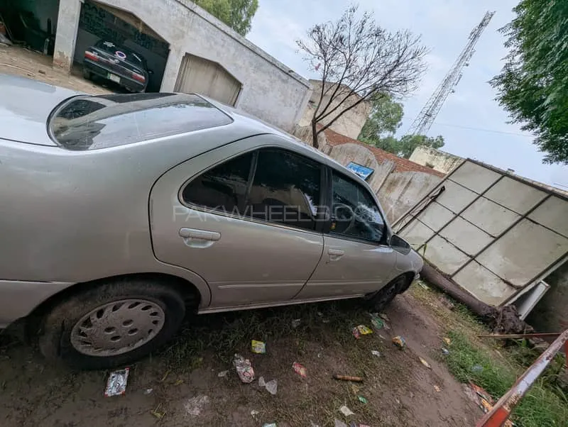 Nissan Sunny 1999 for Sale in Hujra Shah Mukeem Image-1