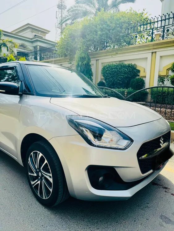 Suzuki Swift 2023 for Sale in Faisalabad Image-1