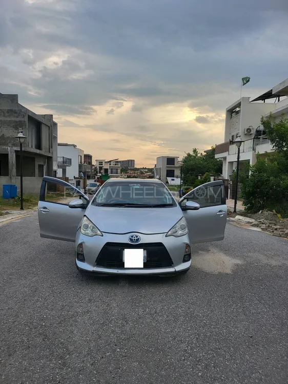 Toyota Aqua 2012 for Sale in Islamabad Image-1