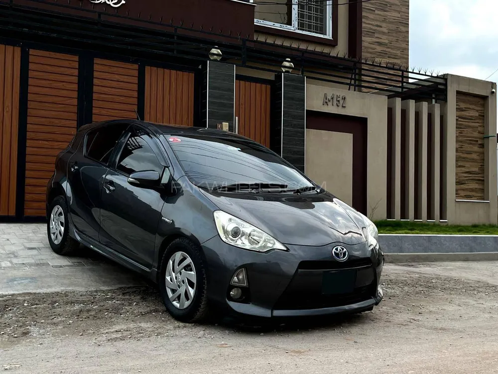 ٹویوٹا اکوا 2012 for Sale in پشاور Image-1