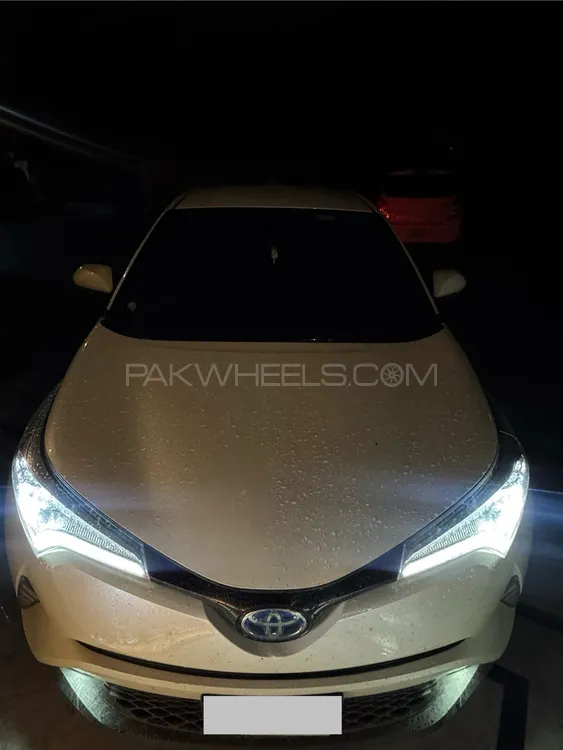 Toyota C-HR 2017 for Sale in Lahore Image-1