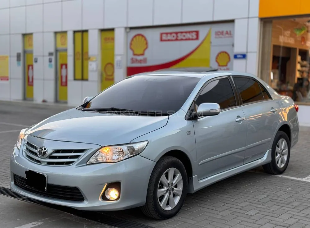 Toyota Corolla 2013 for Sale in Multan Image-1