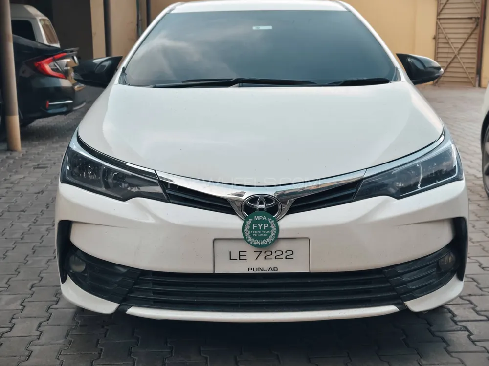 Toyota Corolla 2017 for Sale in Peshawar Image-1