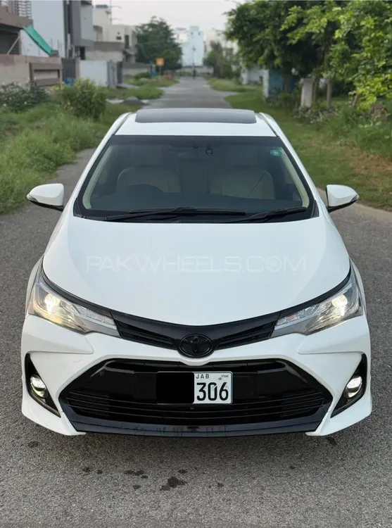 Toyota Corolla 2020 for Sale in Lahore Image-1